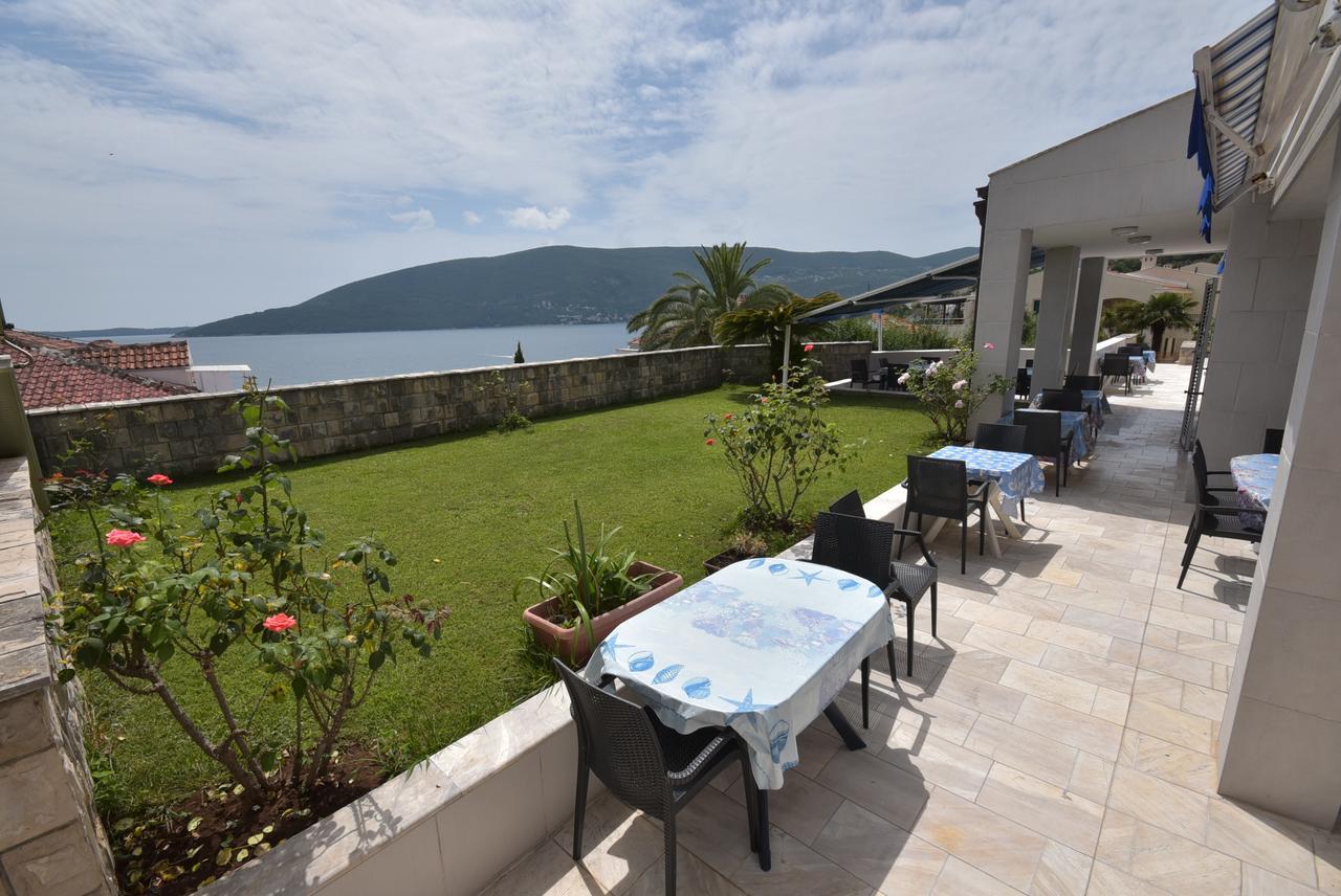 Hotel Vila Margot Herceg Novi Exteriör bild