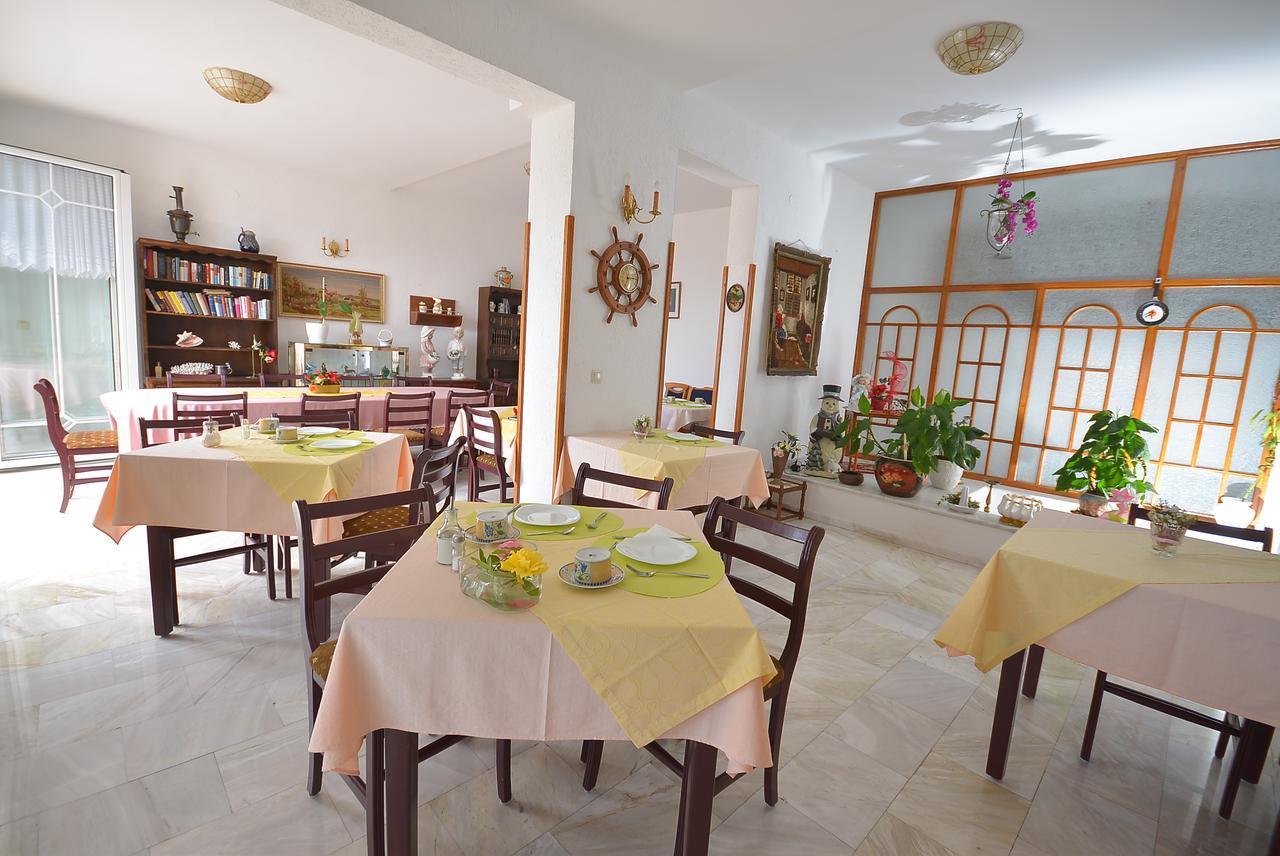 Hotel Vila Margot Herceg Novi Exteriör bild