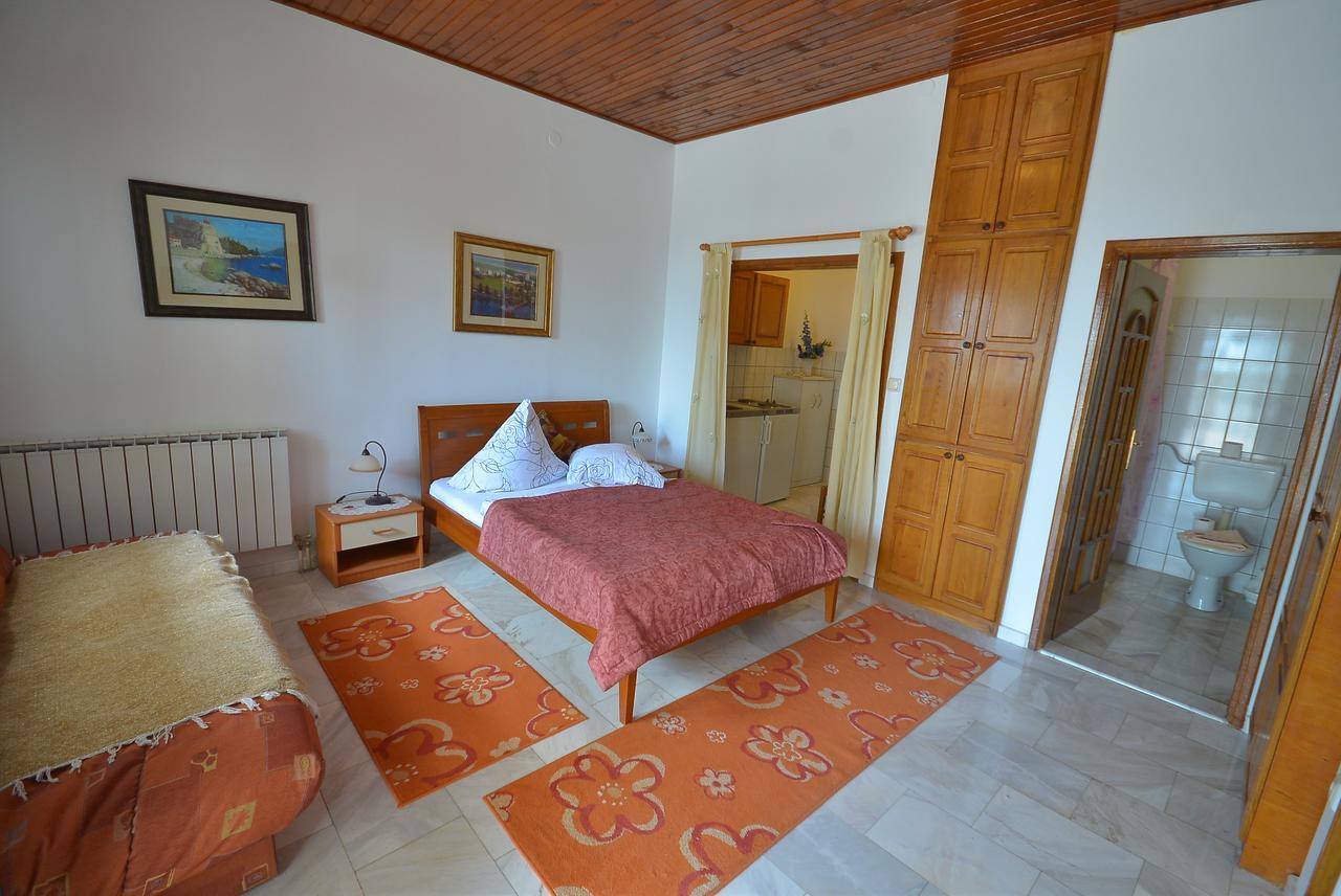 Hotel Vila Margot Herceg Novi Exteriör bild