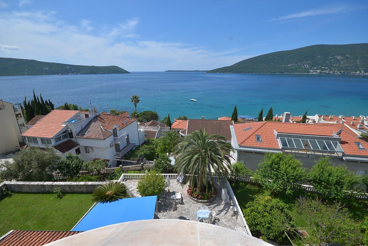 Hotel Vila Margot Herceg Novi Exteriör bild