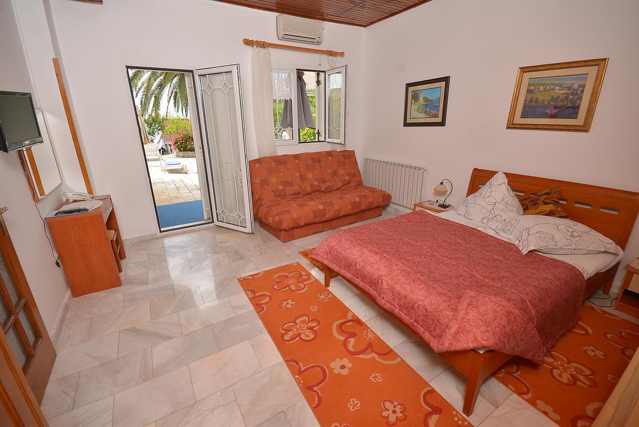 Hotel Vila Margot Herceg Novi Exteriör bild